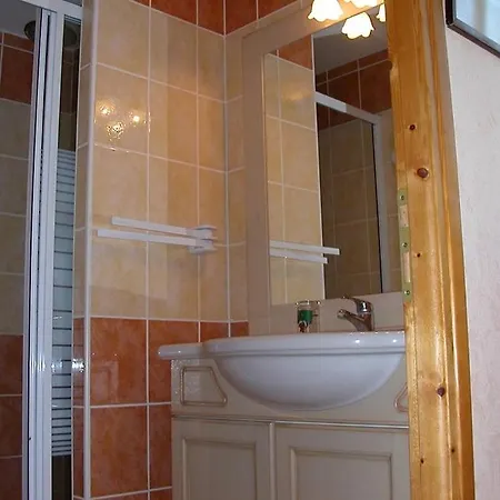 Hameau Les Combelles * Martel