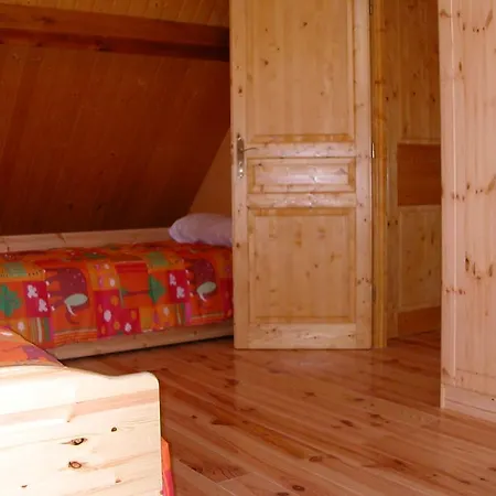 Hameau Les Combelles Feriehus