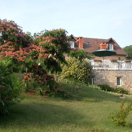 Hameau Les Combelles