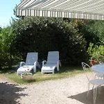 Hameau Les Combelles Casa vacanze *